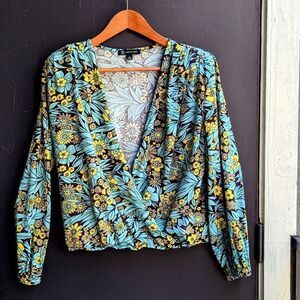 INC Peasant Long Sleeve Wrap Top 70s Floral